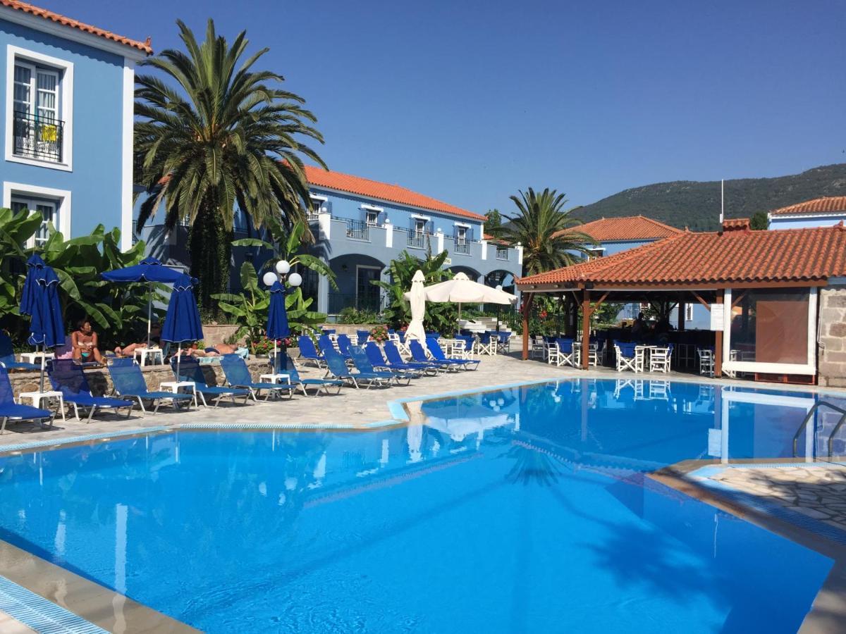 Blue Sky Hotel - Petra - Lesvos - Greece Exterior foto