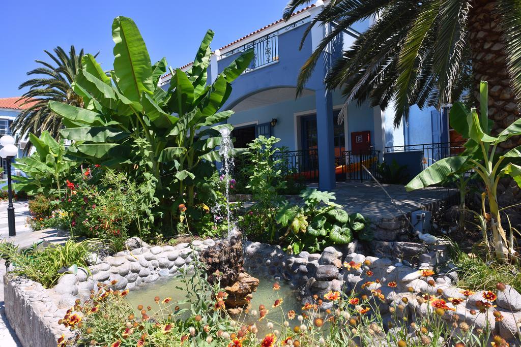 Blue Sky Hotel - Petra - Lesvos - Greece Exterior foto
