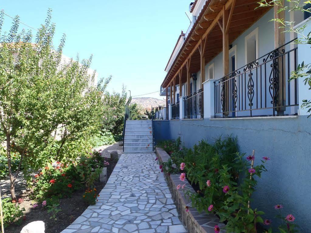 Blue Sky Hotel - Petra - Lesvos - Greece Exterior foto