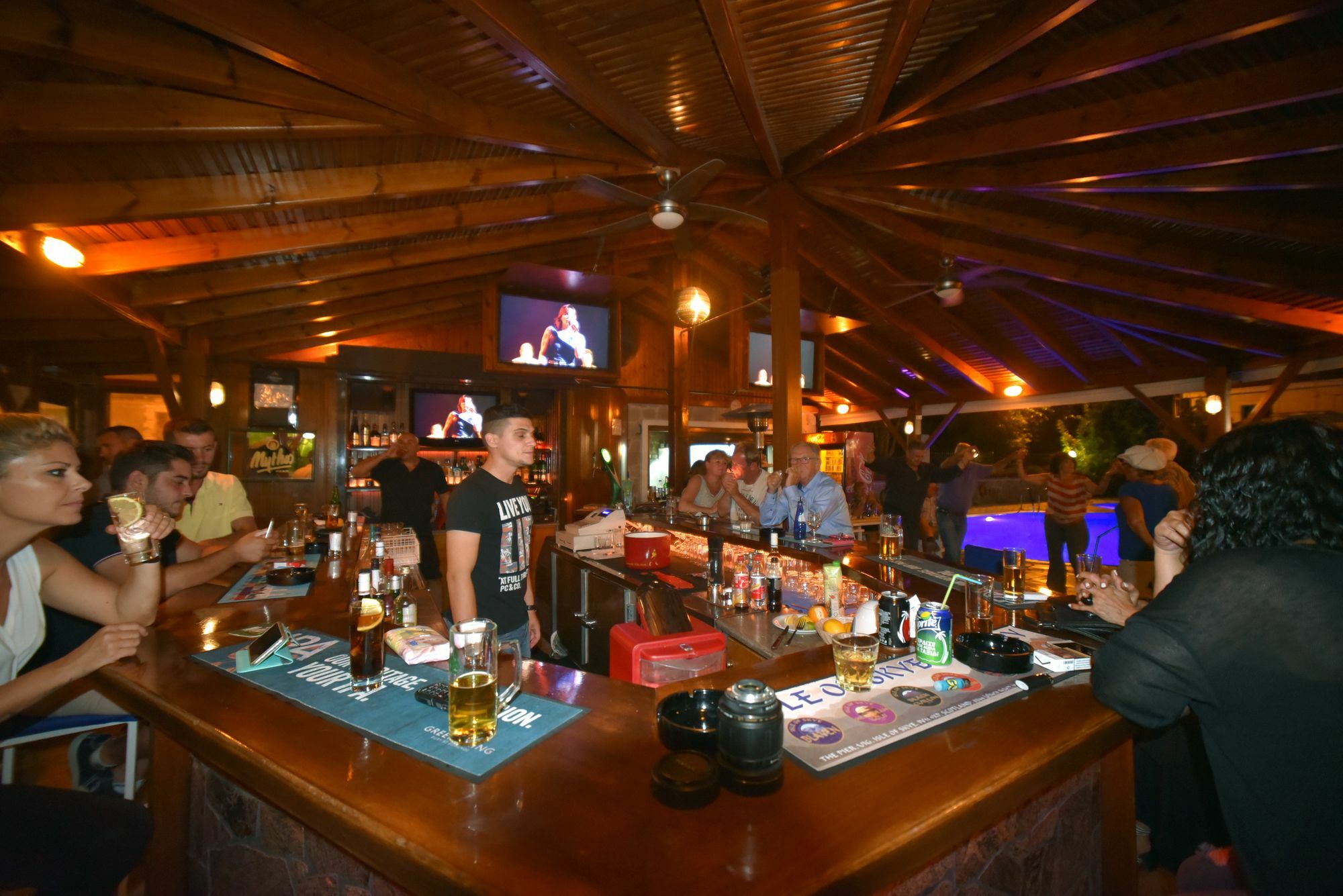 Blue Sky Hotel - Petra - Lesvos - Greece Exterior foto