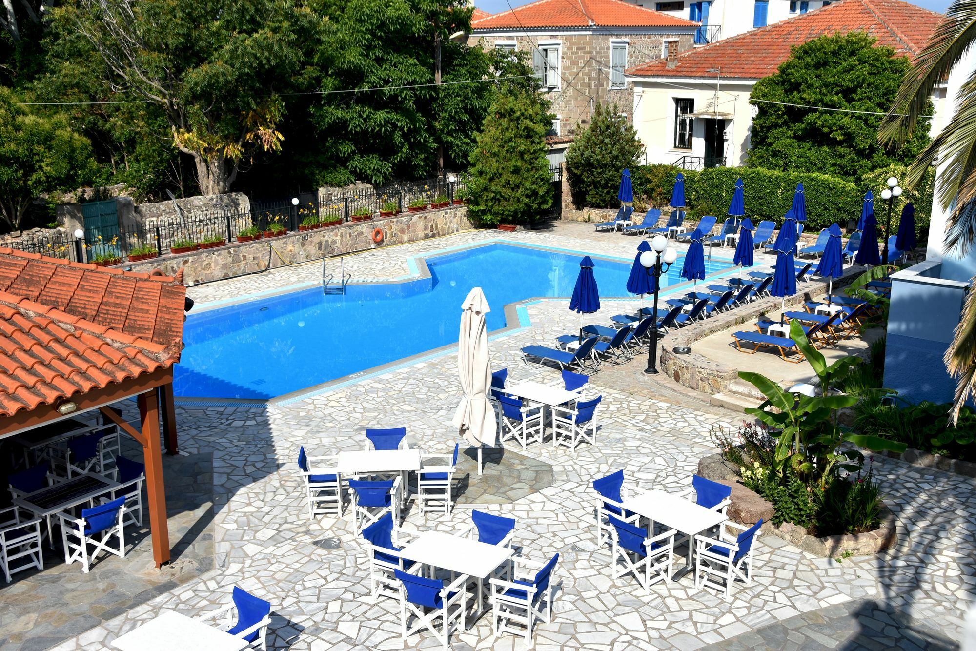 Blue Sky Hotel - Petra - Lesvos - Greece Exterior foto